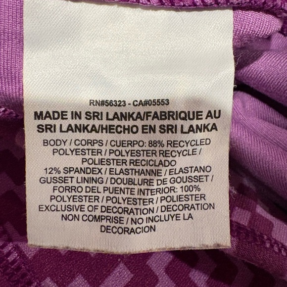 NIKE One Legend 2.0 Women's Zig-Zag Print Violet Eco-Friendly Capri Leggings S - Picture 7 of 11